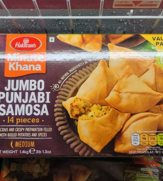 Punjabi Samosa jumbo (HR)- 14stk